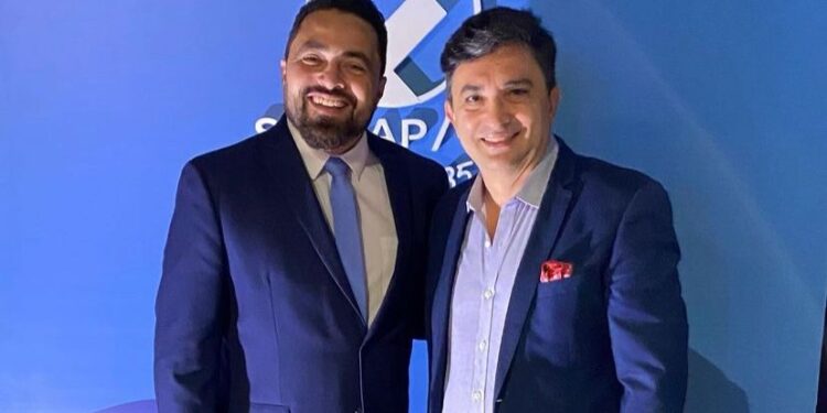 EDUARDO GOMES DE MATOS TOMA POSSE COMO DIRETOR DO SESCAP