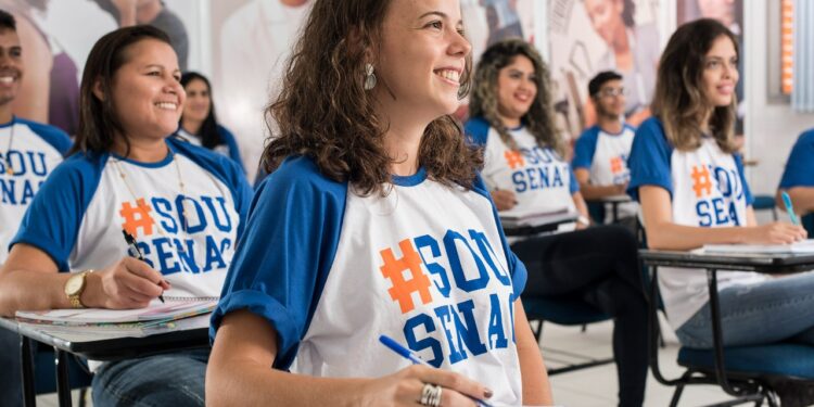 Senac Ceará oferta cursos gratuitos para trabalhadores das áreas de turismo e hotelaria
