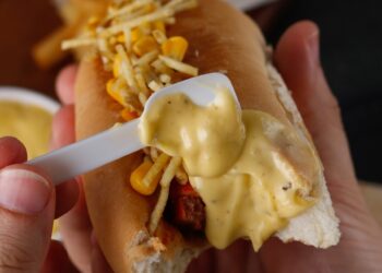 Azilados lança oferta de 2 por 1 no dia do cachorro-quente e desconto de R$ 10 no dia do milkshake neste fim de semana