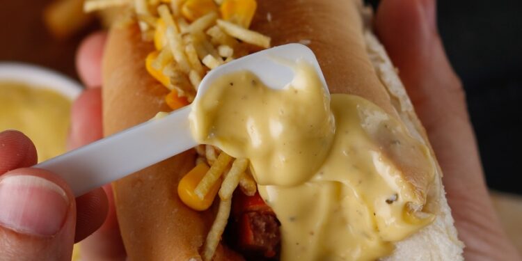 Azilados lança oferta de 2 por 1 no dia do cachorro-quente e desconto de R$ 10 no dia do milkshake neste fim de semana