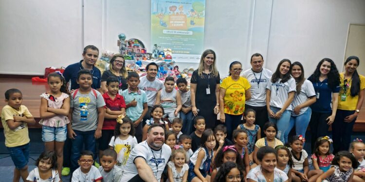 Fetrans inicia campanha de doação de alimentos e leva atividade sobre educação no trânsito para crianças atendidas pelo Iprede