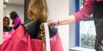 Sicredi Ceará promove campanha de doação de cabelos para mulheres que lutam contra o câncer