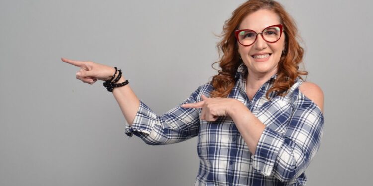 Mercado imobiliário atrai mulheres em busca de carreira na área da corretagem de imóveis*