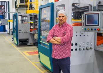 Grupo Alyne Cosméticos comemora seus 36 anos de atuação em plena ascensão