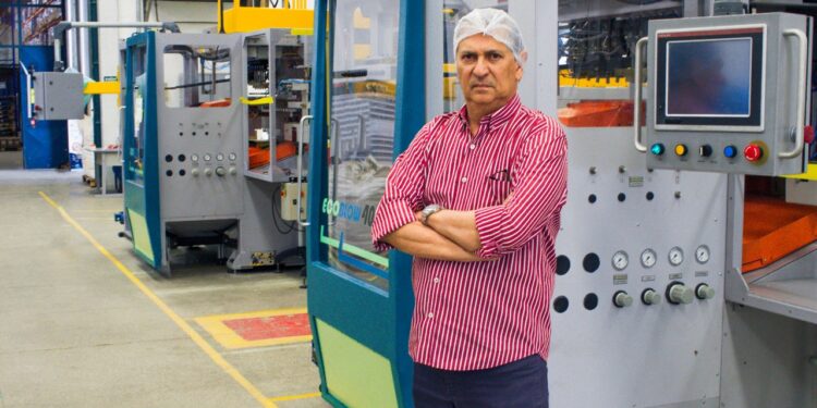 Grupo Alyne Cosméticos comemora seus 36 anos de atuação em plena ascensão