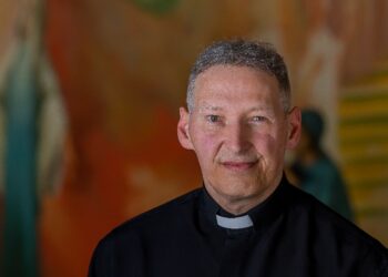 Padre Marcelo Rossi faz sessão de autógrafos no RioMar Fortaleza