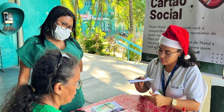 Passageiros dos terminais urbanos de Fortaleza podem enviar cartões de Natal para familiares e amigos de forma gratuita