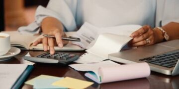 Contas de fim de ano: como se preparar para o trimestre de maiores gastos