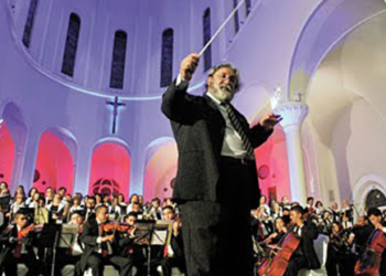 Maestro Poty e Orquestra encerram nesta quinta-feira as apresentações do BS Christmas