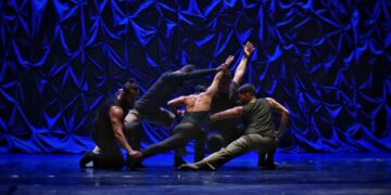 Espetáculos de dança, música, poesia, artes visuais e cinema vão marcar o projeto “Paracuru em Cena” 