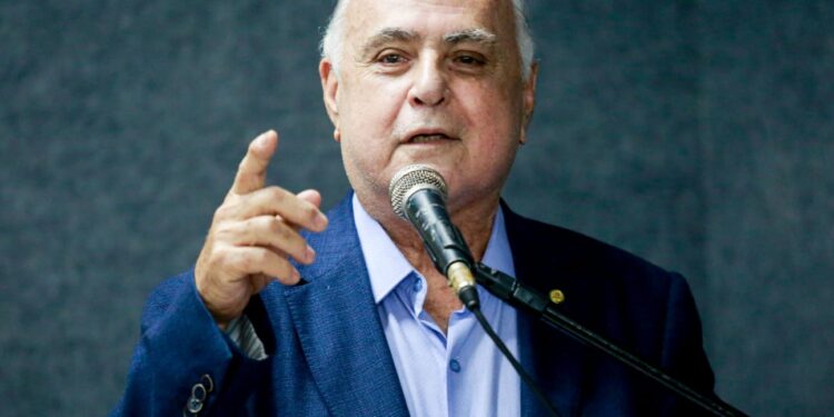 Prefeitura de Maracanaú antecipa segunda parcela do 13º salário para 10 de dezembro