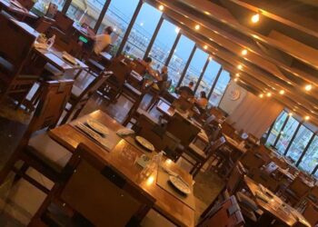 Alta estação: aumenta a procura por restaurantes à beira-mar