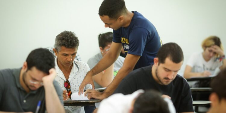 Fundação Edson Queiroz vai conceder milhares de bolsas de estudo filantrópicas de 50% e 100% a partir de 2023 