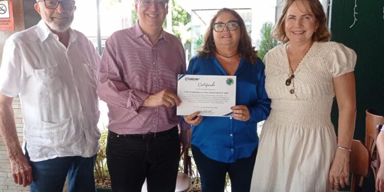 Corecon-CE promove última reunião do ano e entrega prêmio a destaques*