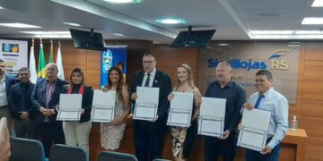 Vereadora do município de Limoeiro do Norte-CE pelo Partido Liberal – PL, Lívia Maia, assume a Secretaria Geral da União dos Vereadores do Brasil – UVB