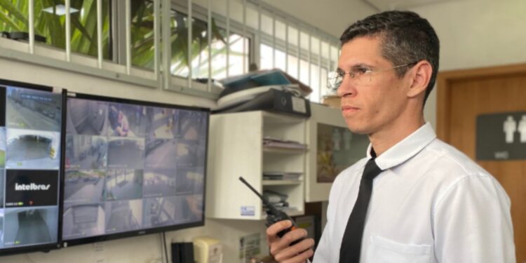 Festas de fim de ano: Saiba como manter sua moradia em segurança neste período