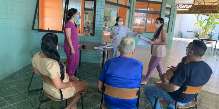 Casa de Cuidados inaugura grupo de acolhida para cuidadores novatos 