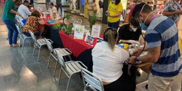 Shopping Benfica recebe evento em alusão ao Dia do Farmacêutico, com serviços gratuitos de atenção à saúde