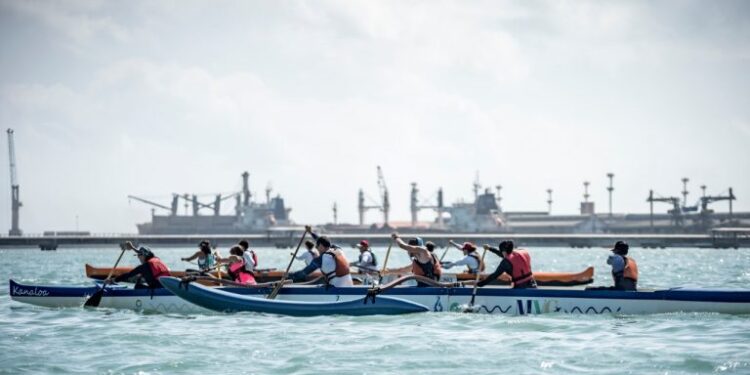 Iate Clube de Fortaleza inaugura base de canoas havaianas no próximo sábado Escola de canoagem oferecerá aulas e passeios aos apaixonados pela modalidade