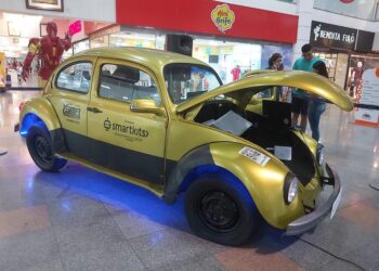 Férias no Shopping Benfica: Fusca Tecnológico e Oficina infantil de carrinhos de controle remoto