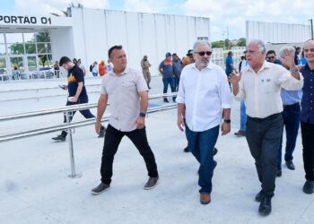 Presidente da FCF, Mauro Carmélio, realiza visita técnica para que Estádio Almir Dutra receba os jogos do Campeonato Cearense 2023