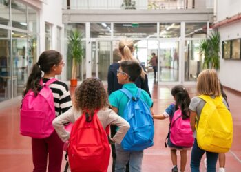 Retorno escolar 2023: Colégio Darwin dá dicas de como tornar a volta às aulas mais fácil  