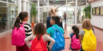 Retorno escolar 2023: Colégio Darwin dá dicas de como tornar a volta às aulas mais fácil  