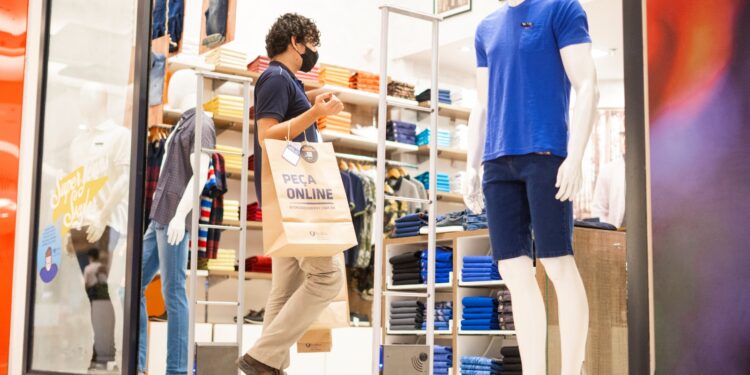 Shoppings RioMar lançam novo serviço de levar compras de seus clientes