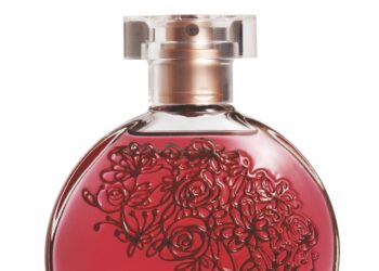 Floratta Red, clássico da perfumaria do Boticário, ganha versão mais moderna e sensual com Floratta Red Blossom