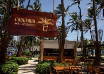 Com culinária inspirada na cozinha do fogo, Beach Park inaugura Coqueiral Bar e Restaurante