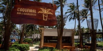 Com culinária inspirada na cozinha do fogo, Beach Park inaugura Coqueiral Bar e Restaurante