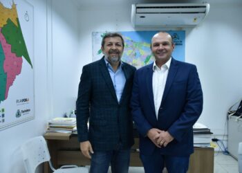 Com foco no desenvolvimento da região metropolitana de Fortaleza, Eduardo Amaral participa de reunião com Élcio Batista