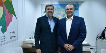 Com foco no desenvolvimento da região metropolitana de Fortaleza, Eduardo Amaral participa de reunião com Élcio Batista