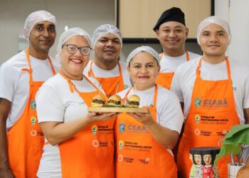 Estudantes da Escola de Gastronomia Social apresentam receitas autorais em conclusão de curso