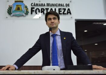 Vereador Pedro Matos solicita sessão solene em homenagem aos 30 anos do Fortal