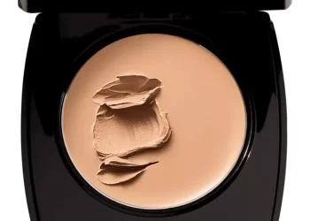 Instituto Avon: consumidoras poderão apoiar causas de empoderamento feminino no Mês da Mulher