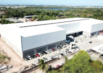 Empresa de energia solar lança programa de contratação com vagas afirmativas para mães