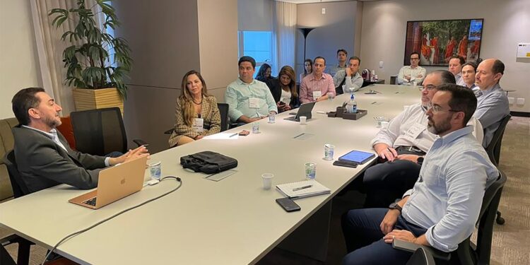 Sócia-fundadora do Escritório de Advocacia IGSA, Imaculada Gordiano participa de evento estratégico promovido pela Amcham Brasil