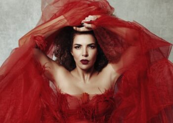 Vanessa da Mata apresenta “Quando Deixamos Nossos Beijos na Esquina” dia 11 de março no Praia Park, em Juazeiro do Norte