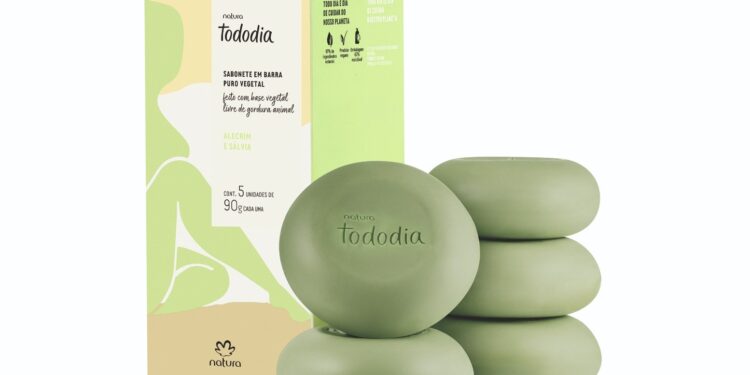 NATURA CELEBRA MÊS DO CONSUMIDOR COM DESCONTOS IMPERDÍVEIS