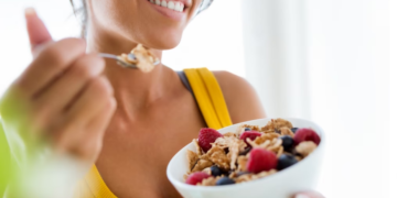 Dia da Saúde e da Nutrição: nutricionista explica por que a alimentação balanceada pode ser aliada em uma rotina intensa