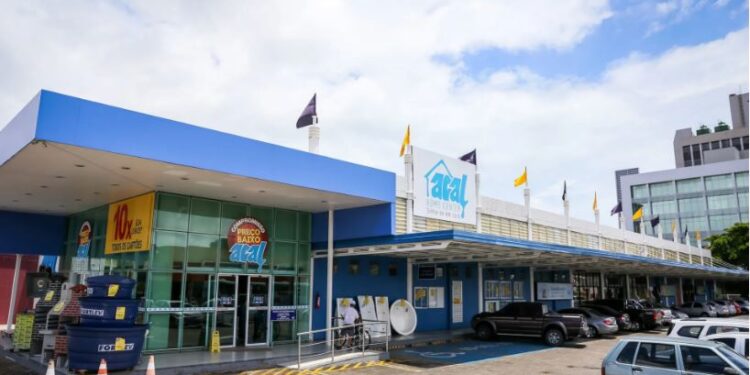 Acal amplia serviços para auxiliar clientes nas obras de reforma ou construção 