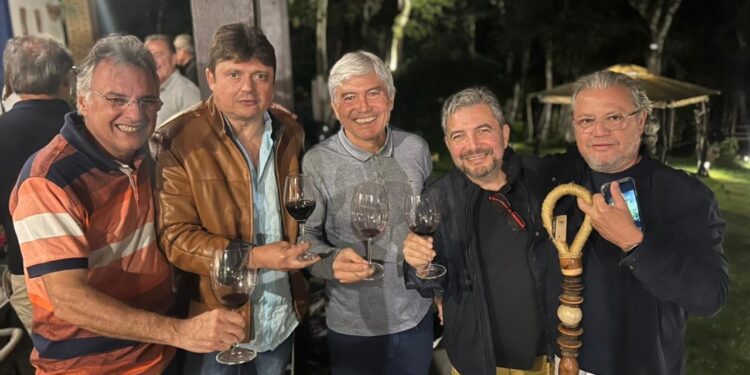 Bons vinhos, convidados especiais e apresentação de novo empreendimento marcam a 2 ª edição da Confraria dos Montes, em Guaramiranga