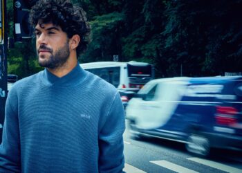 Skyler inova e aposta em coleção inspirada entre o virtual e o mundo real