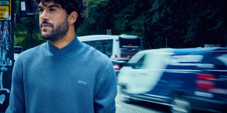 Skyler inova e aposta em coleção inspirada entre o virtual e o mundo real