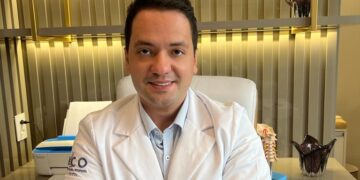 Médico Dr. Rômulo Pinheiro realiza primeira terapia regenerativa da coluna no Ceará