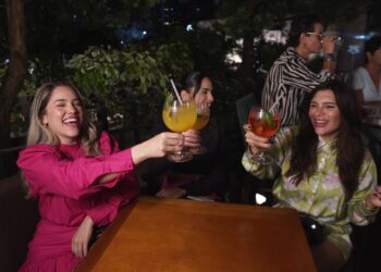 Restaurante Cinco Sentidos lança espaço Varanda Lounge com happy hour exclusivo nas sextas e sábados