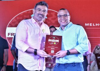 RioMar Fortaleza recebe da Prefeitura o Prêmio de Melhor Shopping Pet Friendly da cidade