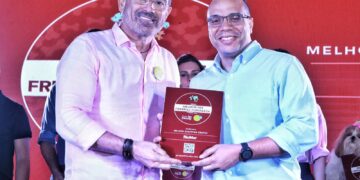 RioMar Fortaleza recebe da Prefeitura o Prêmio de Melhor Shopping Pet Friendly da cidade