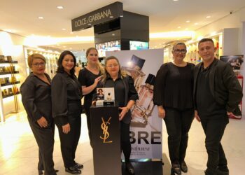 Essential Parfums realiza ação de lançamento da nova fragrância de Yves Saint Laurent, Libre